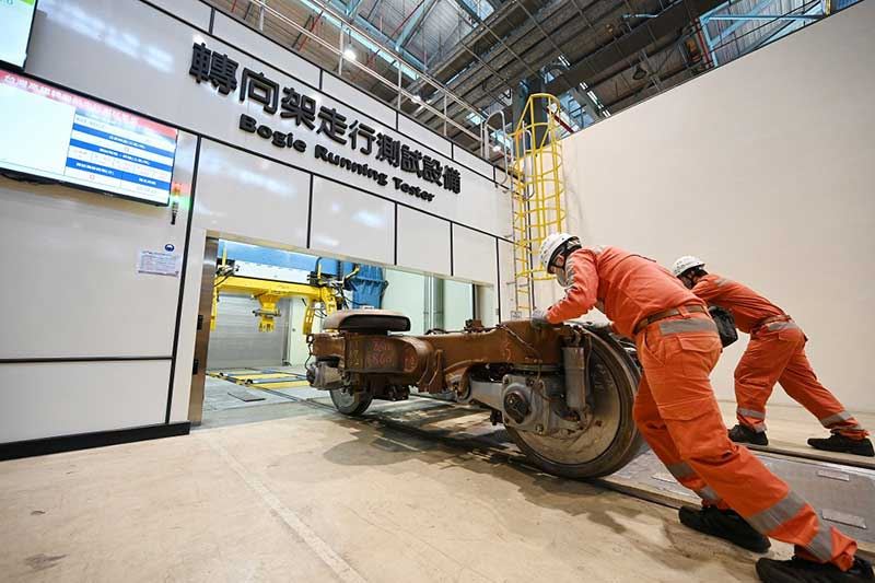工研院與台灣高鐵攜手打造「轉向架走行測試設備」(BRT)可分析轉向架檢修品質並提早預防、改善,提升旅客搭乘的舒適度與安全性。