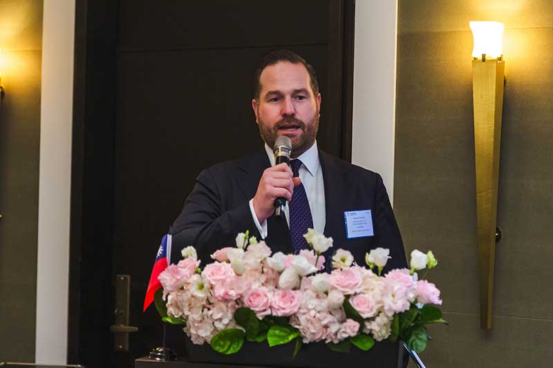 德國杜塞道夫國際商展公司 玻璃展總監 Mr. Daniel Feische
