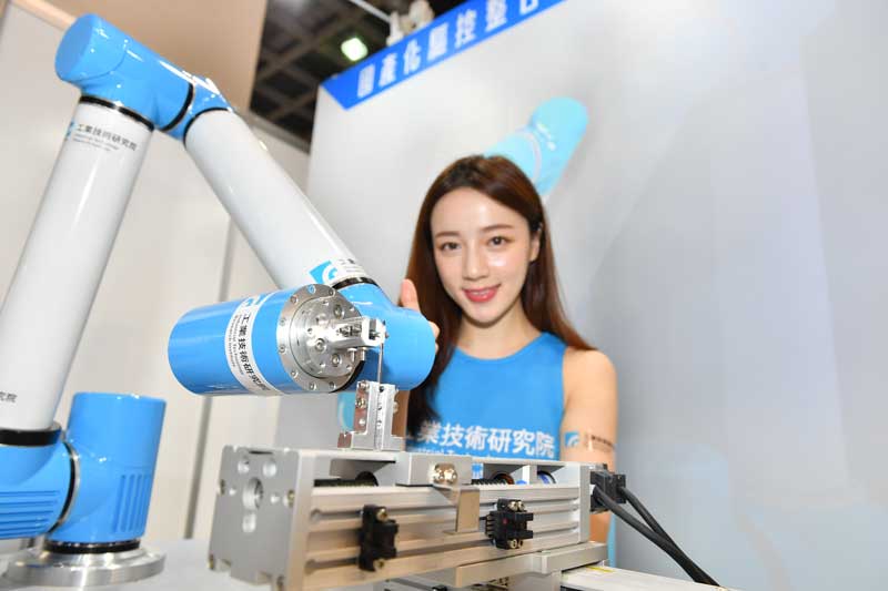 itri-mmsl-domestic-drive-control-integrated-joint-arm.JPG